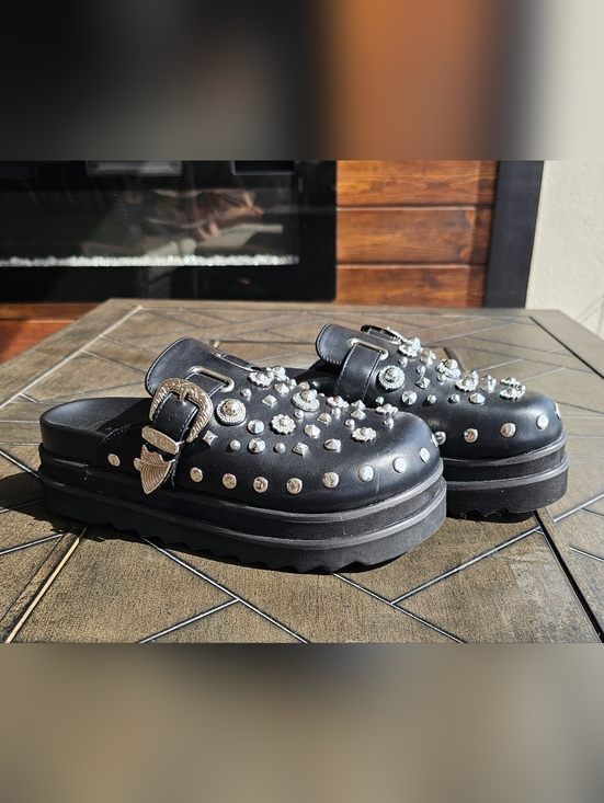 Azalea Wang Shoes - Black Embellished Platform Clog Mule w/Buckle Detail Biker Goth Women Sz 8.5 NEW
